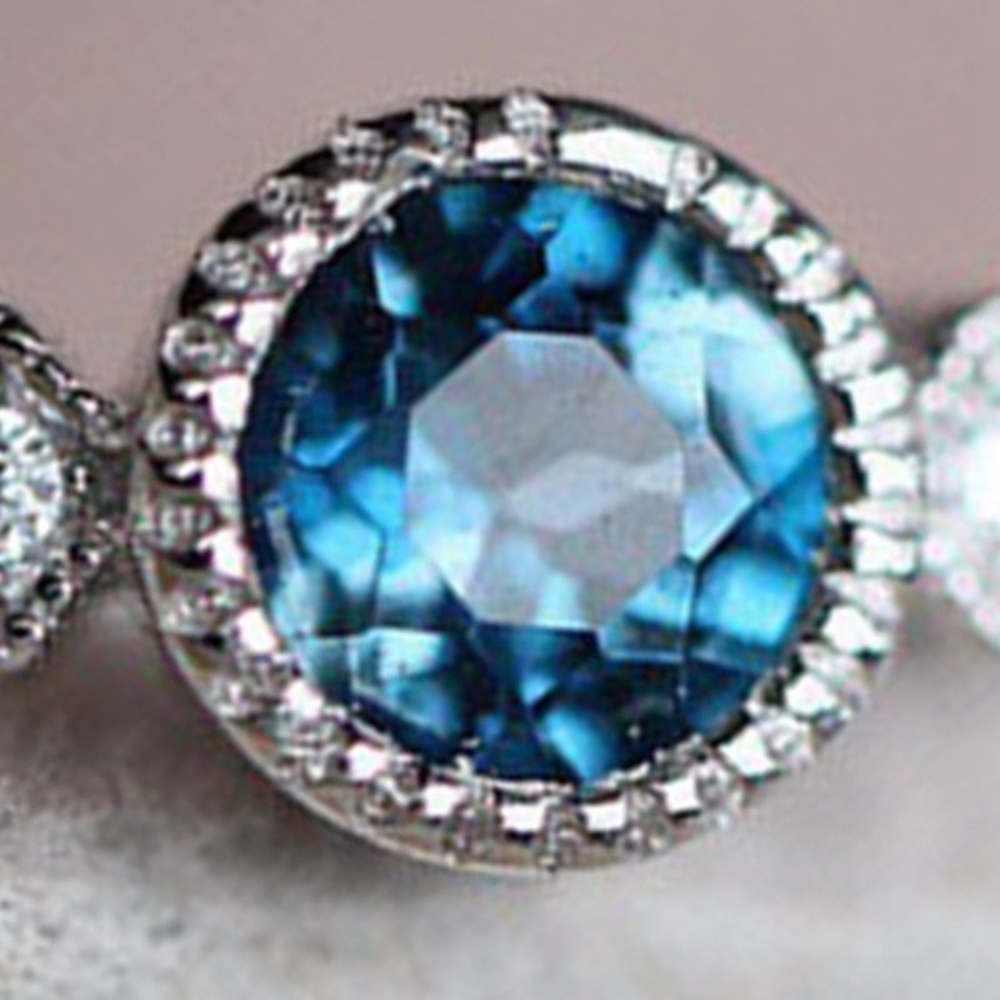 Round-Cut Light Blue CZ Crystal Ring - Picture 4 of 7